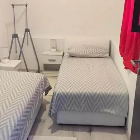 Modern And Cozy With Terrace In Kastel Kambelovac - Two Bedroom